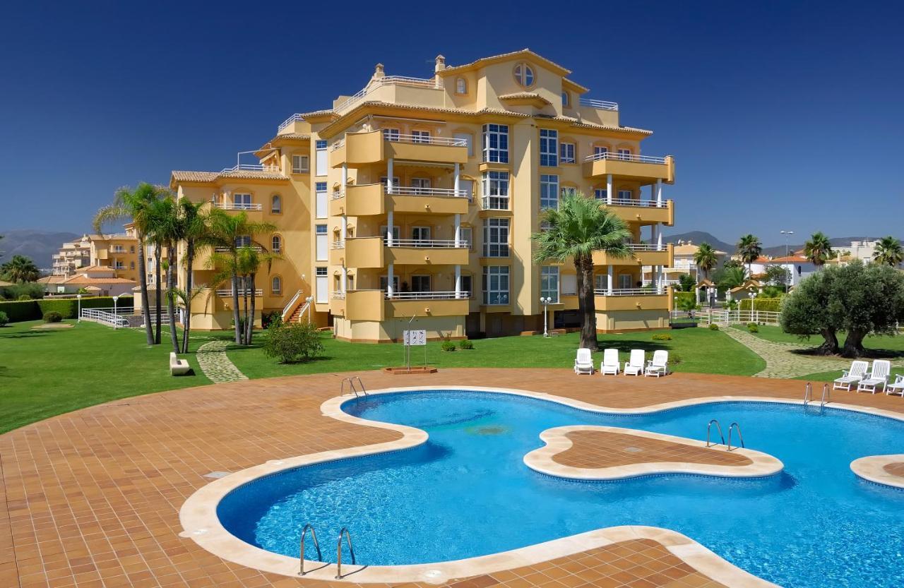 Apartamentos Y Villas Oliva Nova Golf Resort Ngoại thất bức ảnh