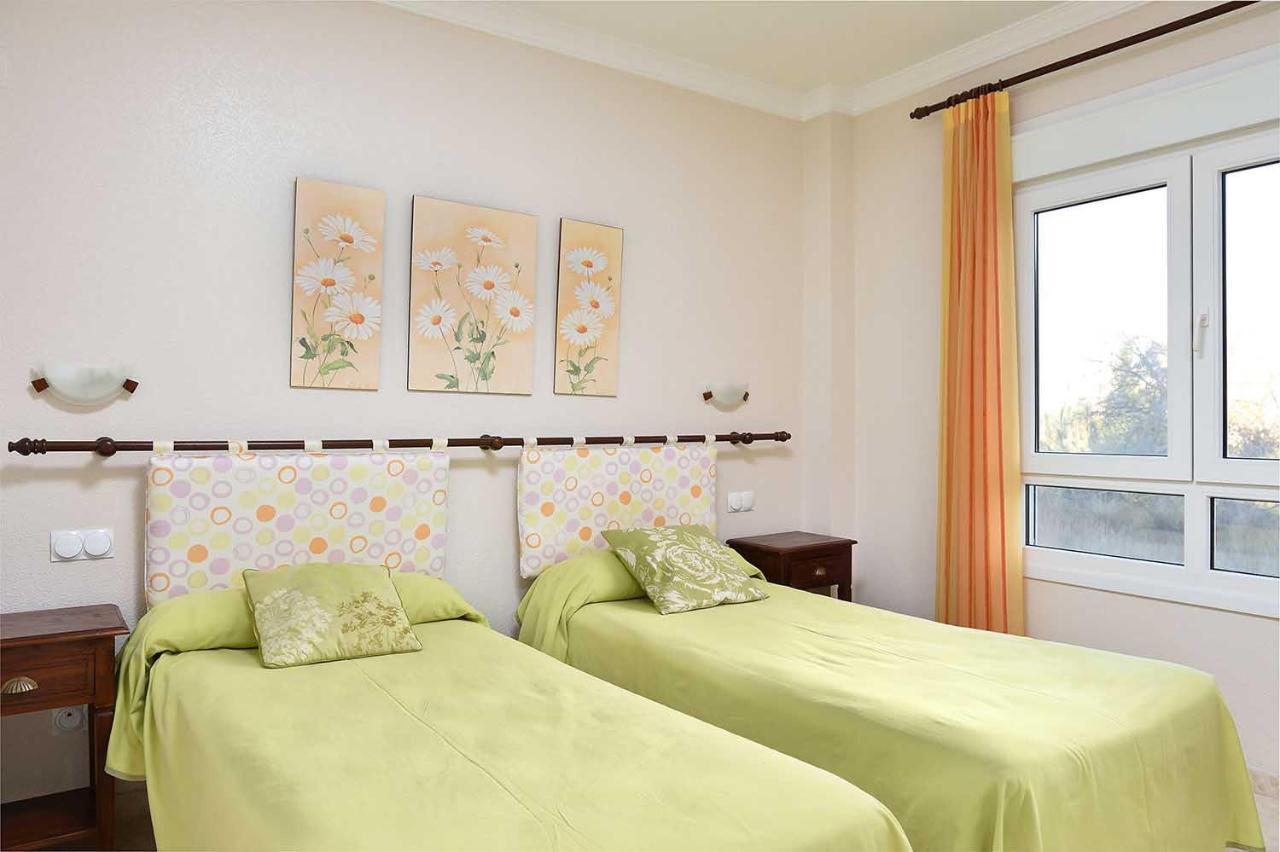 Apartamentos Y Villas Oliva Nova Golf Resort Ngoại thất bức ảnh